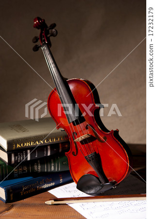 [PHO187] Books & Music_032 17232179