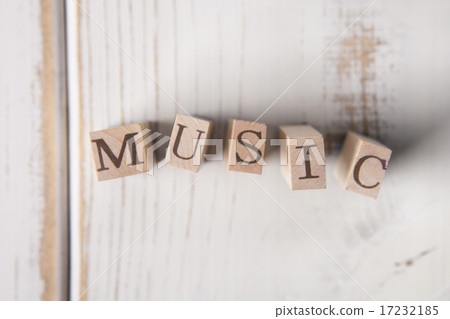 [PHO187] Books & Music_038 17232185