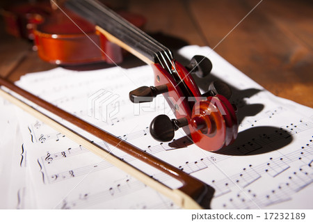 [PHO187] Books & Music_042 17232189