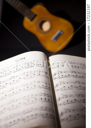 [PHO187] Books & Music_049 17232197