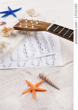[PHO187] Books & Music_086 17232383