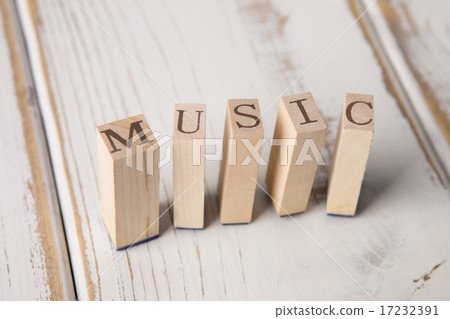 [PHO187] Books & Music_094 17232391