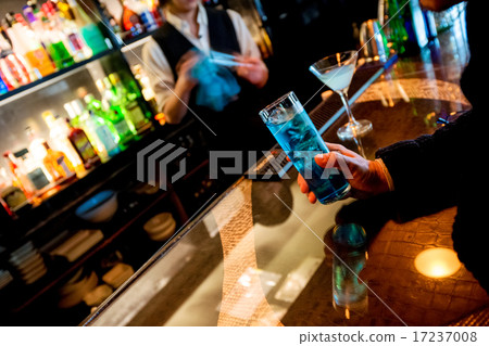 Cocktail to drink at BAR 17237008