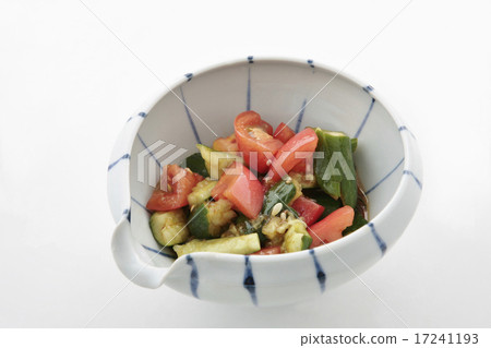 番茄和黃瓜水Kimuchi 番茄和黃瓜水Kimuchi 17241193