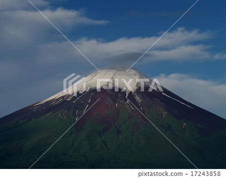 Fuji Oshino · Day when it became a treasure of the world 17243858