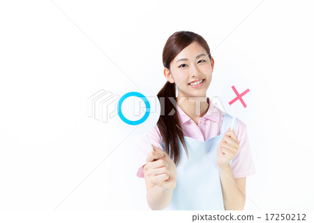 Female helper with a circle 17250212