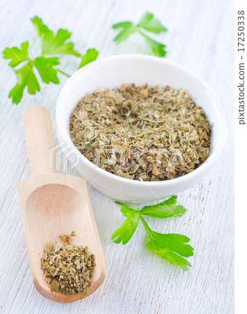 Dry parsley 17250338