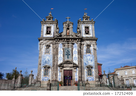 Church of Saint Ildefonso in Porto Church of Saint Ildefonso in Porto 17252409