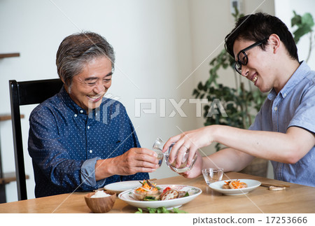 dancing girl, pouring alcohol, dietary 17253666