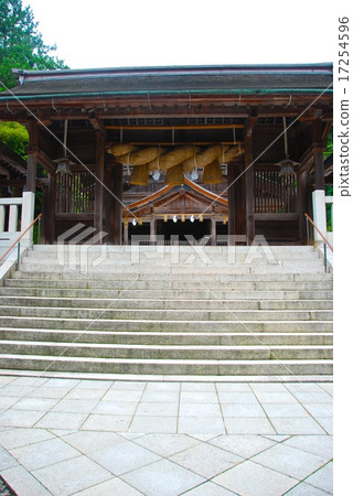 美穗神社的大門(島根縣松江市美穗鎮) 美穗神社的大門(島根縣松江市美穗鎮) 17254596