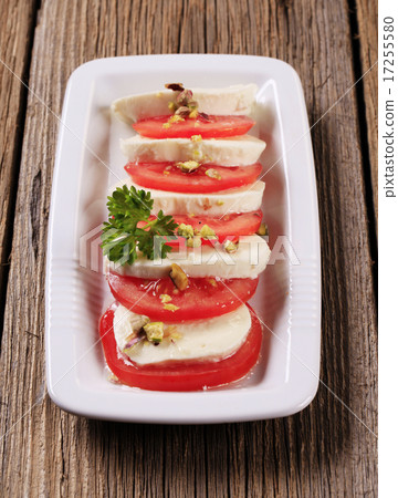 Caprese salad Caprese salad 17255580