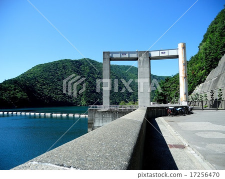 Nagawa中轉大壩 17256470