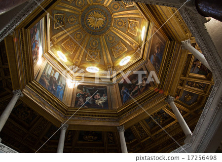 Painted dome of St. John Lateran Basilica, Rome Painted dome of St. John Lateran Basilica, Rome 17256498