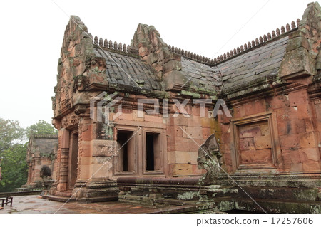 Panam運行的廢墟在泰國 17257606