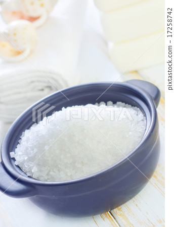 sea salt 17258742