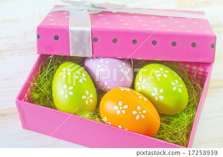 easter eggs easter eggs 17258939