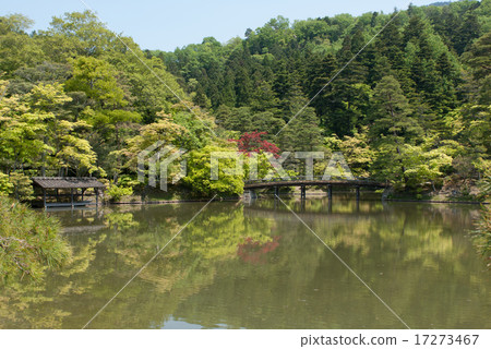 Shigakuin Rikyu Uchimiya's bridge 17273467