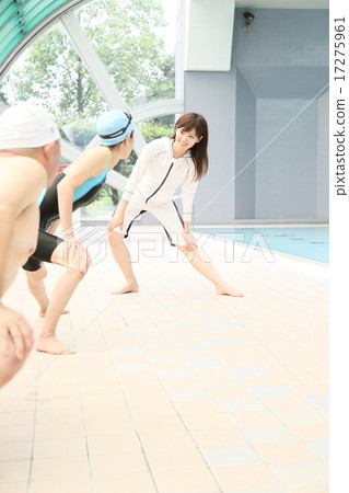 Senior fitness swimming image Senior fitness swimming image 17275961