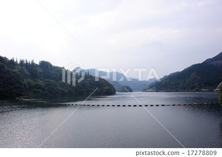 Bairin Lake 17278809