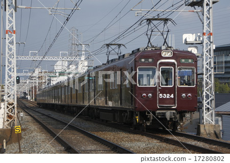 [HK] Hankyu Kyoto Main Line 5300 Series (Semi-express: Osaka Umeda ⇔ Kyoto Kawaramachi) 17280802