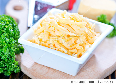 grated cheese 17280933