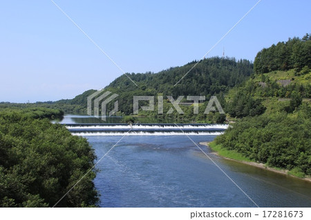 Shoot Tokachi River, Chiyoda Dam from the nearby bridge (slightly up) Shoot Tokachi River, Chiyoda Dam from the nearby bridge (slightly up) 17281673