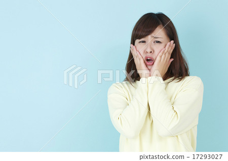 女人們感到震驚 17293027