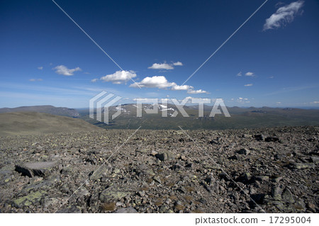 Besseggen Ridge in Jotunheimen Park, Norway 17295004