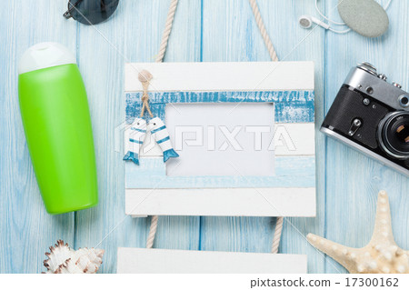 Travel and vacation photo frame and items 17300162