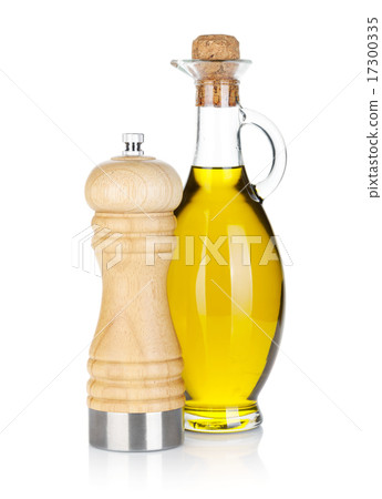 Olive oil bottle and pepper shaker 17300335