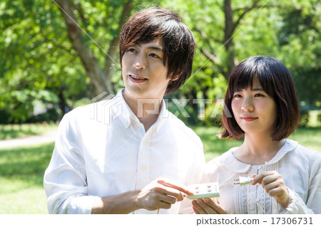 Male and female with outlet 17306731