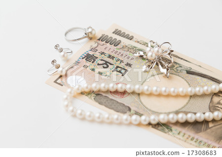 Money and jewelry 17308683