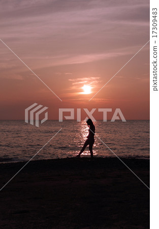 End of summer 2015 17309483