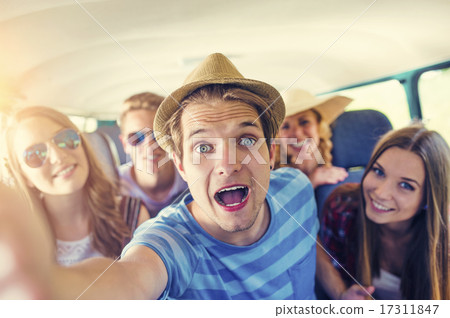Beautiful young people a on road trip Beautiful young people a on road trip 17311847