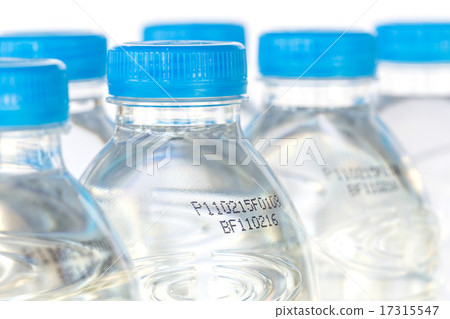 Drinking water bottle with expiration date 17315547