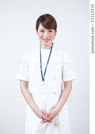 Female healthcare professional Female healthcare professional 17317319
