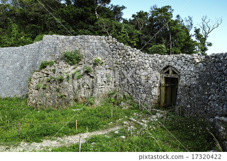 知念城堡遺址 知念城堡遺址 17320422