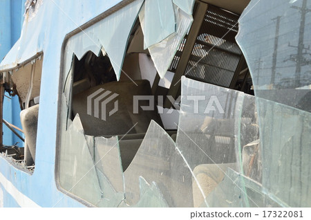 broken glass of crash train 17322081
