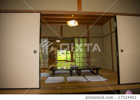 Yuchikoin Yuchikoin 17324401
