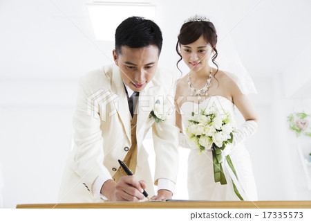 Bridal 17335573