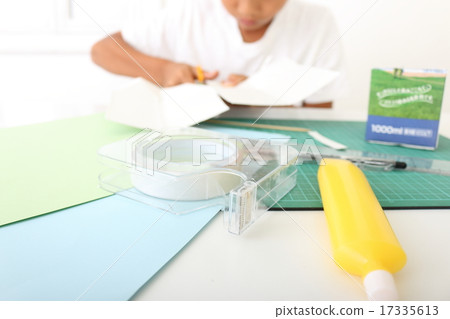 Making a savings box for summer vacation 2. Create Making a savings box for summer vacation 2. Create 17335613