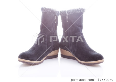 boots 17339079