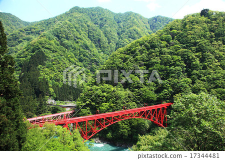 黑部河和Shin Yamaibiki橋 17344481