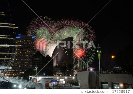 Fireworks display in Yokohama Fireworks display in Yokohama 17358917