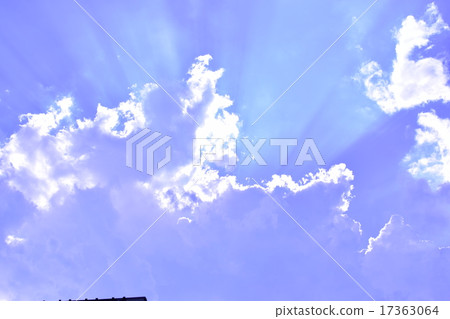 Light shining from the cloud 17363064