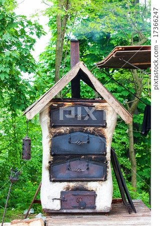 old clay oven 17366247
