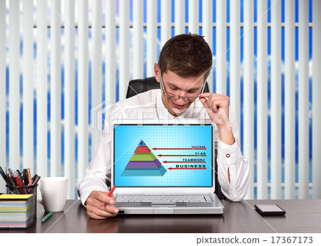business pyramid 17367173