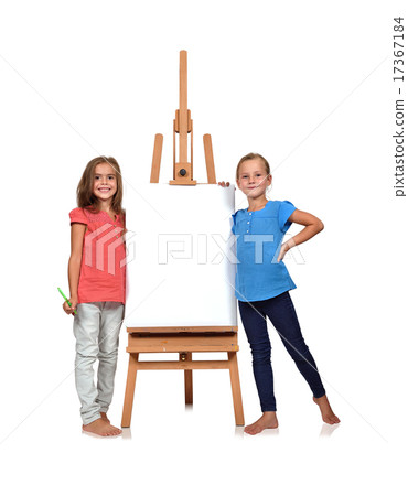 two little girl 17367184