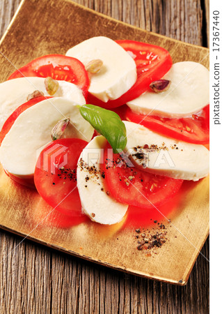 Caprese salad Caprese salad 17367440