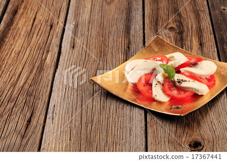 Caprese salad Caprese salad 17367441